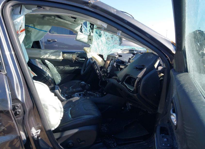 Photo 5 of 2023 Jeep Cherokee ALTITUDE LUX 4X4 (VIN 1C4PJMMB0PD113741)