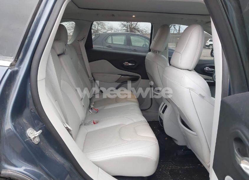 Photo 8 of 2021 Jeep Cherokee LATITUDE LUX 4X4 (VIN 1C4PJMMN4MD126966)