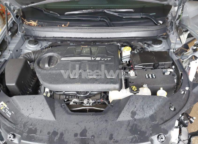 Photo 10 of 2021 Jeep Cherokee LATITUDE LUX 4X4 (VIN 1C4PJMMX0MD214608)