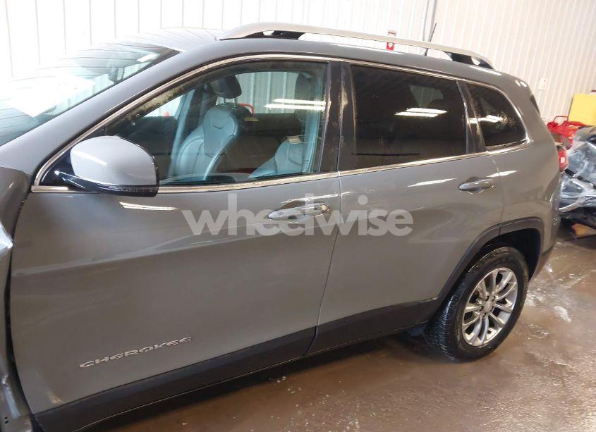 Photo 14 of 2021 Jeep Cherokee LATITUDE LUX 4X4 (VIN 1C4PJMMX0MD214608)