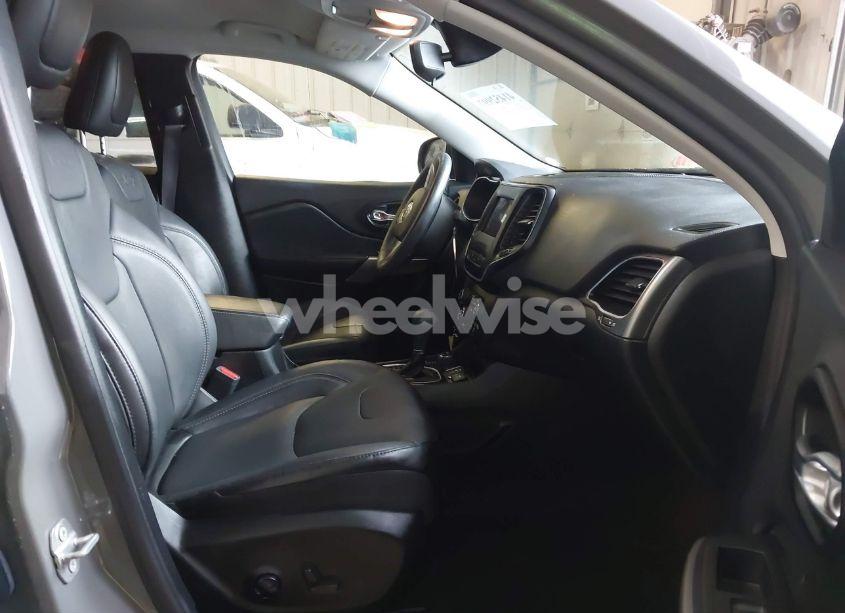 Photo 5 of 2021 Jeep Cherokee LATITUDE LUX 4X4 (VIN 1C4PJMMX0MD214608)