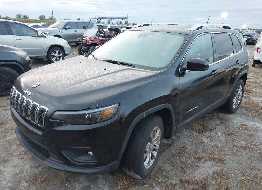 Photo 2 of 2021 Jeep Cherokee LATITUDE LUX 4X4 (VIN 1C4PJMMX1MD133357)