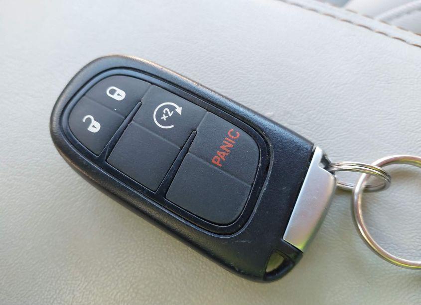 Photo 11 of 2021 Jeep Cherokee LATITUDE LUX 4X4 (VIN 1C4PJMMX1MD142351)