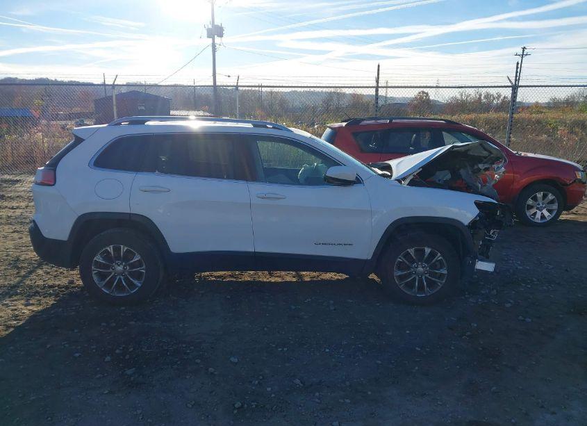 Photo 13 of 2021 Jeep Cherokee LATITUDE LUX 4X4 (VIN 1C4PJMMX1MD142351)