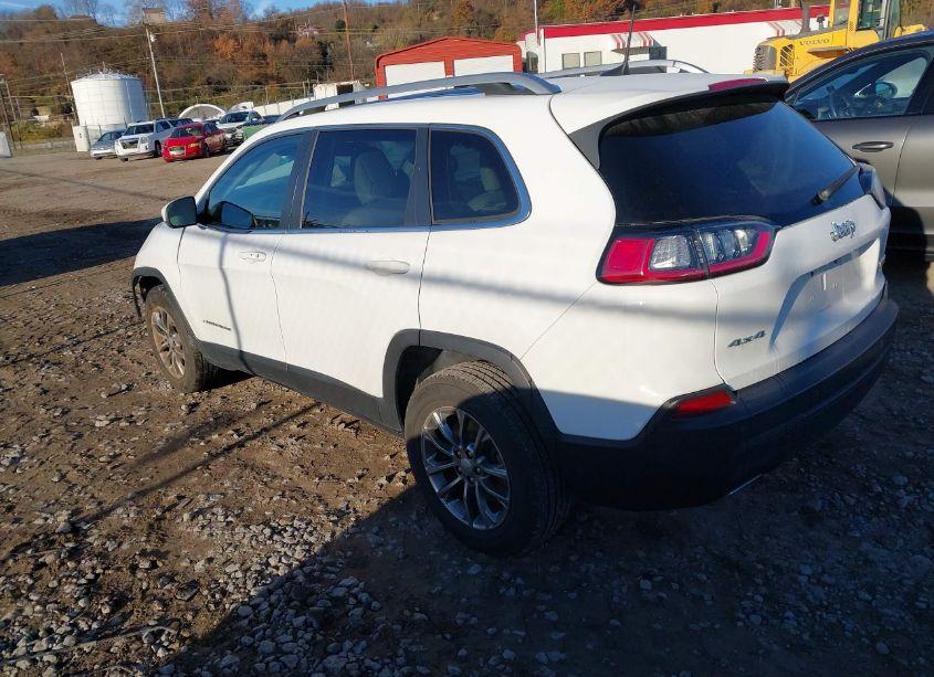 Photo 3 of 2021 Jeep Cherokee LATITUDE LUX 4X4 (VIN 1C4PJMMX1MD142351)