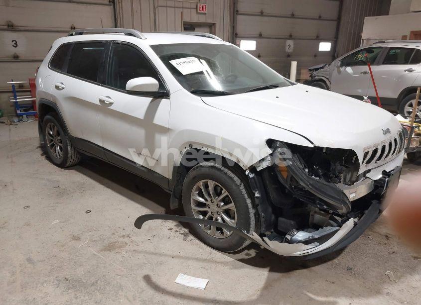 2021 Jeep Cherokee LATITUDE LUX 4X4 (VIN 1C4PJMMX1MD239016) main photo