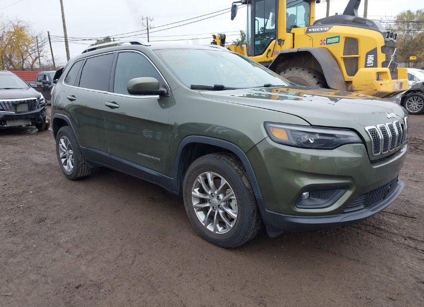 2021 Jeep Cherokee LATITUDE LUX 4X4 (VIN 1C4PJMMX7MD142743) main photo