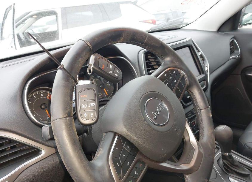 Photo 11 of 2021 Jeep Cherokee LATITUDE LUX 4X4 (VIN 1C4PJMMX7MD142743)