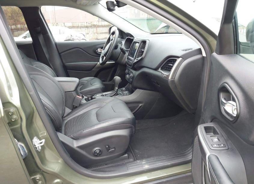 Photo 5 of 2021 Jeep Cherokee LATITUDE LUX 4X4 (VIN 1C4PJMMX7MD142743)