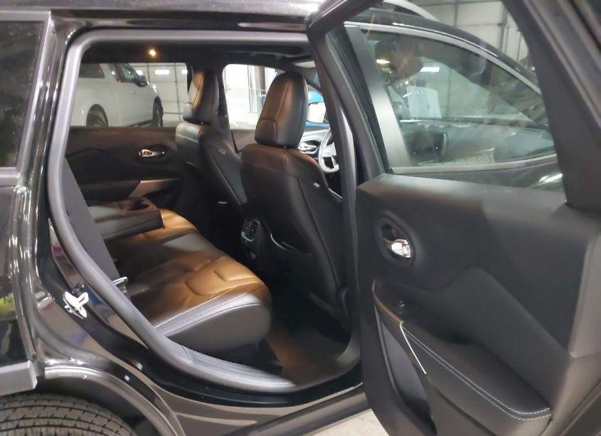 Photo 8 of 2021 Jeep Cherokee 80TH ANNIVERSARY 4X4 (VIN 1C4PJMMX9MD234503)