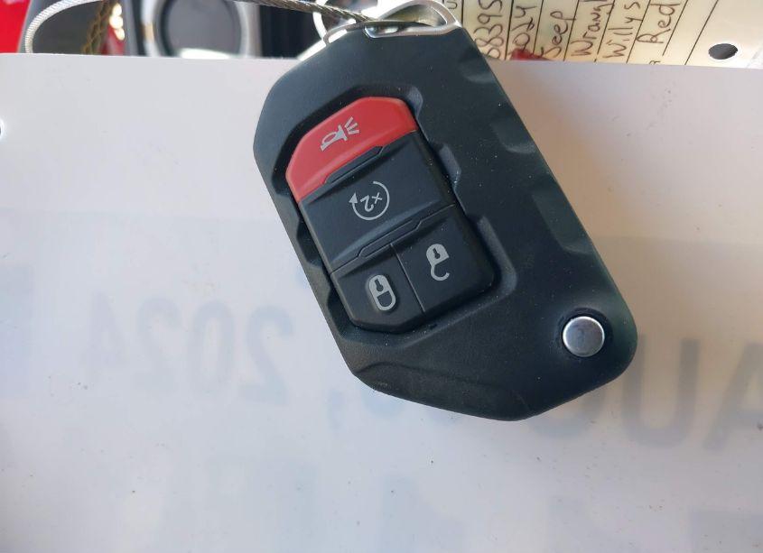 Photo 11 of 2024 Jeep Wrangler WILLYS (VIN 1C4PJXDG1RW238395)