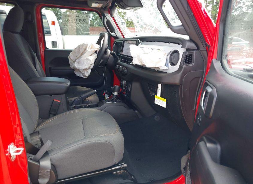 Photo 5 of 2024 Jeep Wrangler WILLYS (VIN 1C4PJXDG1RW238395)