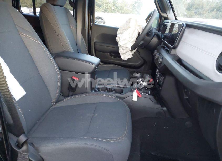 Photo 5 of 2024 Jeep Wrangler 4-DOOR SPORT S 4X4 (VIN 1C4PJXDG8RW260829)
