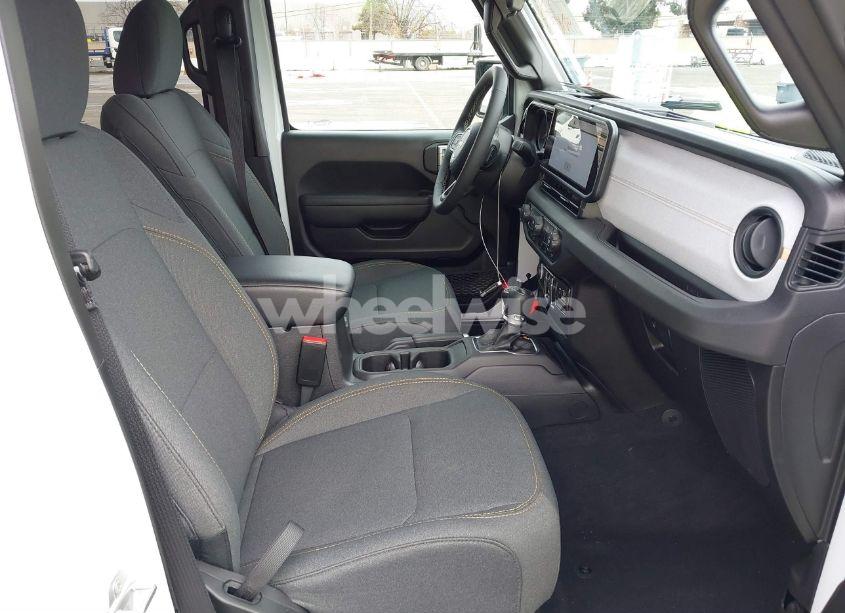 Photo 5 of 2025 Jeep Wrangler 4-DOOR SUMMIT 4X4 (VIN 1C4PJXDN0SW524002)