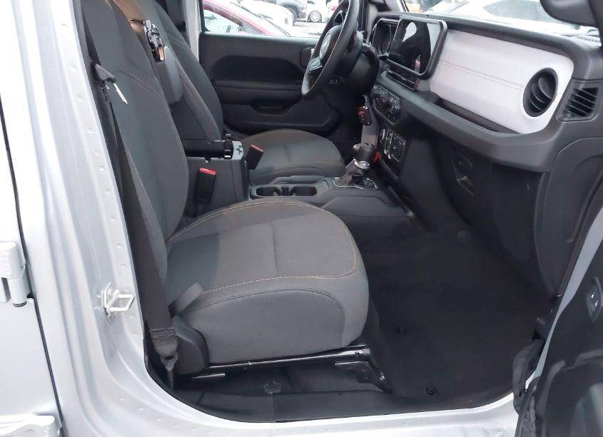 Photo 5 of 2024 Jeep Wrangler 4-DOOR SPORT S 4X4 (VIN 1C4PJXDN4RW110750)