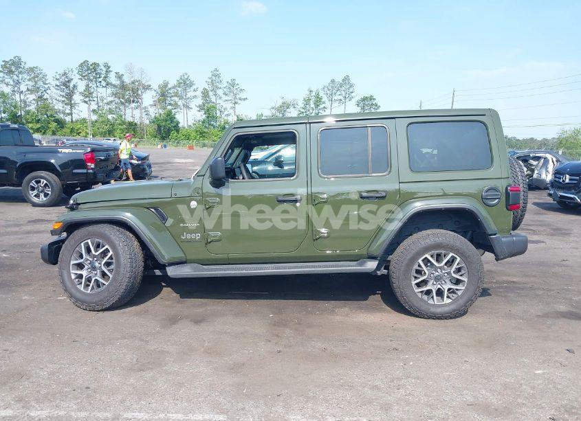 Photo 15 of 2024 Jeep Wrangler 4-DOOR SAHARA 4X4 (VIN 1C4PJXEG1RW242431)