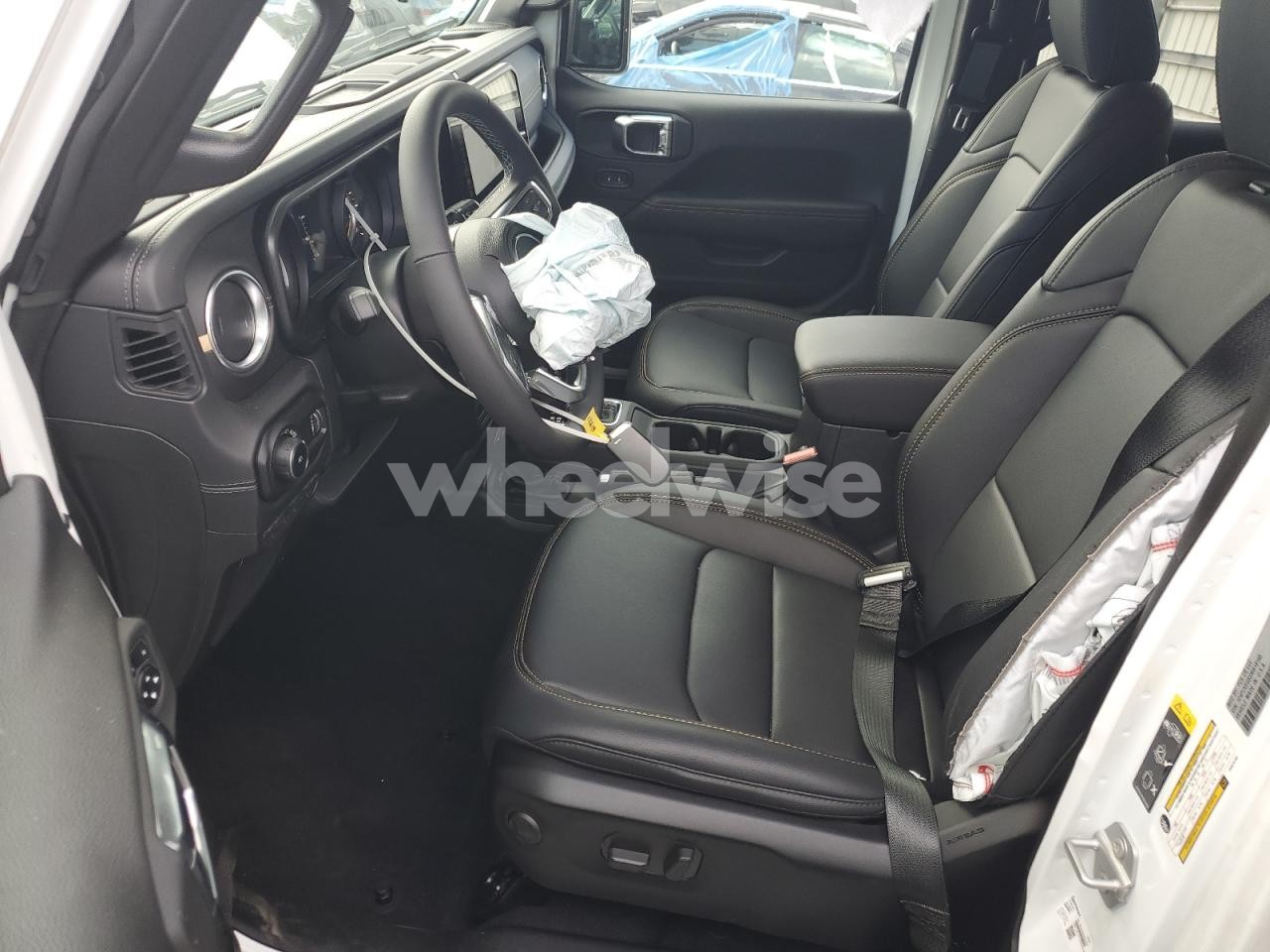 Photo 7 of 2025 JEEP WRANGLER SAHARA (VIN 1C4PJXEG5SW618165)