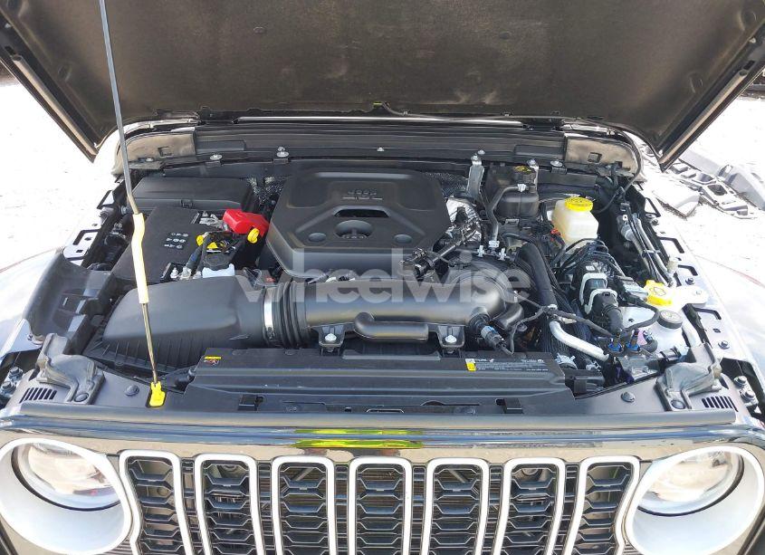 Photo 10 of 2025 Jeep Wrangler 4-DOOR SAHARA 4X4 (VIN 1C4PJXEN0SW598048)