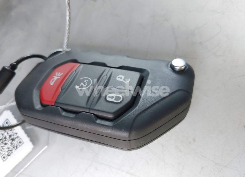 Photo 11 of 2025 Jeep Wrangler 4-DOOR SAHARA 4X4 (VIN 1C4PJXEN0SW598048)