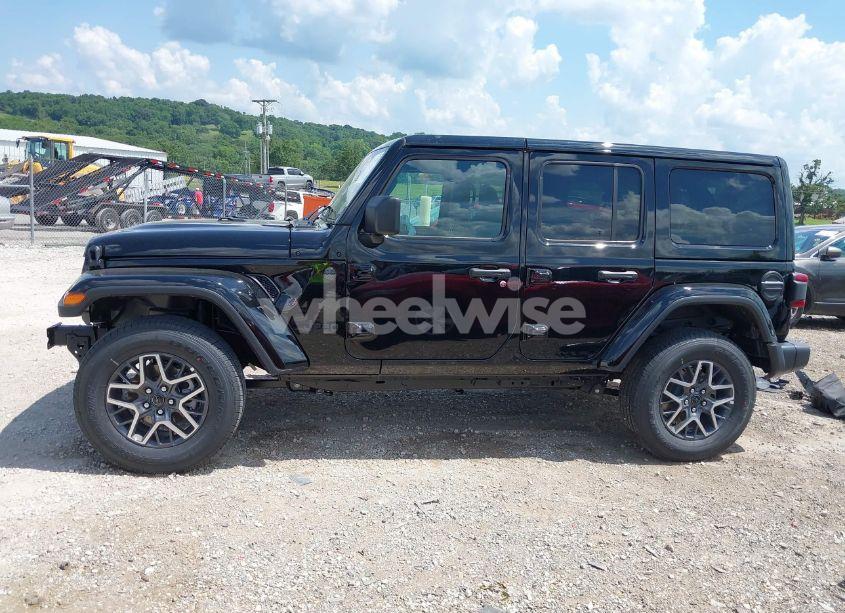 Photo 15 of 2025 Jeep Wrangler 4-DOOR SAHARA 4X4 (VIN 1C4PJXEN0SW598048)