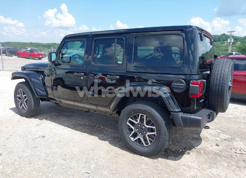 Photo 3 of 2025 Jeep Wrangler 4-DOOR SAHARA 4X4 (VIN 1C4PJXEN0SW598048)