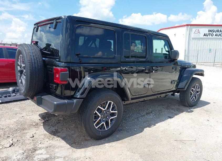 Photo 4 of 2025 Jeep Wrangler 4-DOOR SAHARA 4X4 (VIN 1C4PJXEN0SW598048)