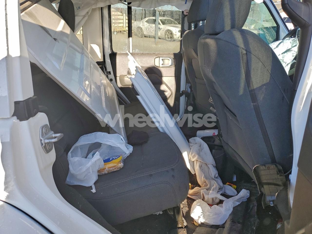 Photo 11 of 2026 JEEP WRANGLER SAHARA (VIN 1C4PJXEN0TW178226)