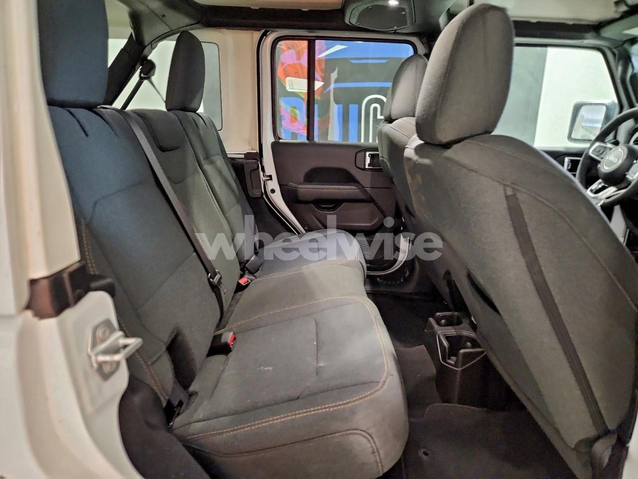 Photo 11 of 2025 JEEP WRANGLER SAHARA (VIN 1C4PJXEN1SW589097)