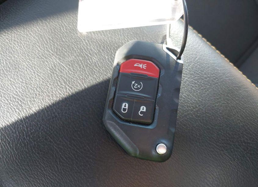 Photo 11 of 2024 Jeep Wrangler 4-DOOR SAHARA 4X4 (VIN 1C4PJXEN2RW129229)