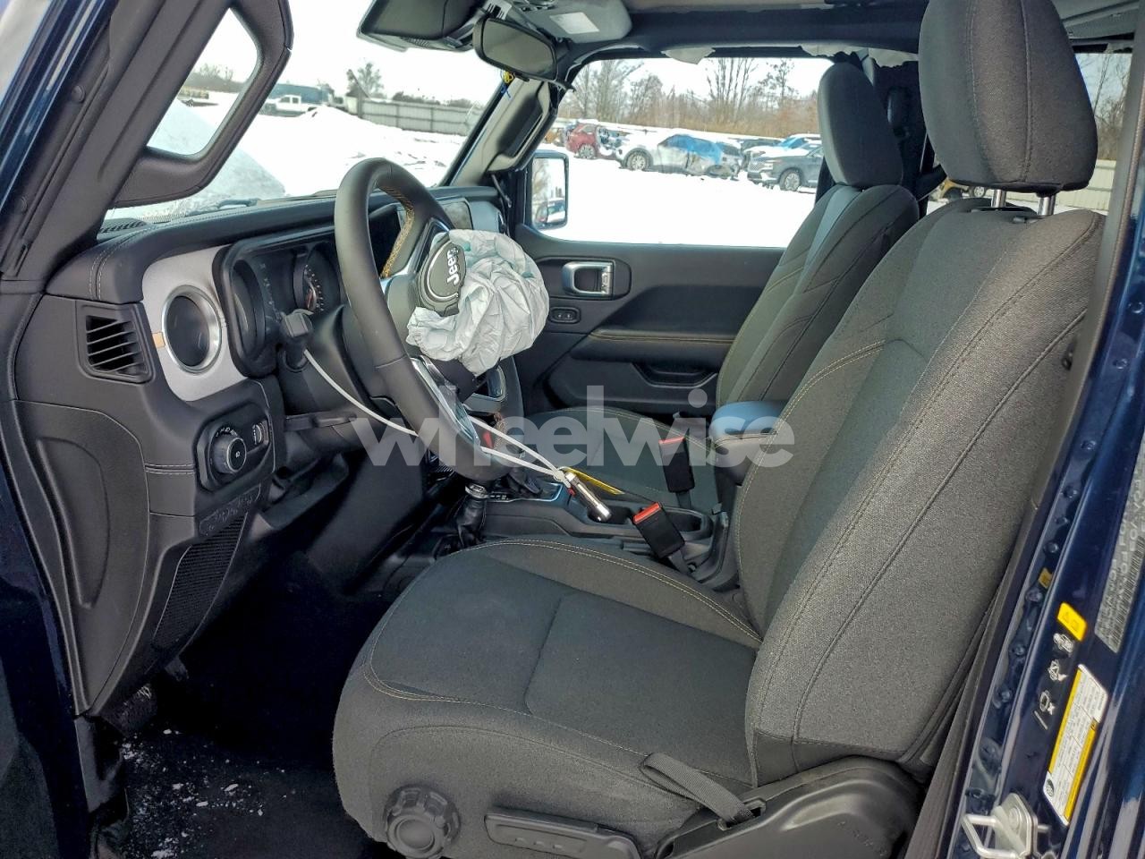 Photo 7 of 2025 JEEP WRANGLER SAHARA (VIN 1C4PJXEN2SW526834)