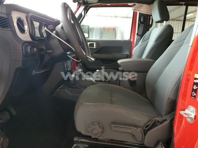 Photo 3 of 2025 JEEP WRANGLER SAHARA (VIN 1C4PJXEN4SW556319)