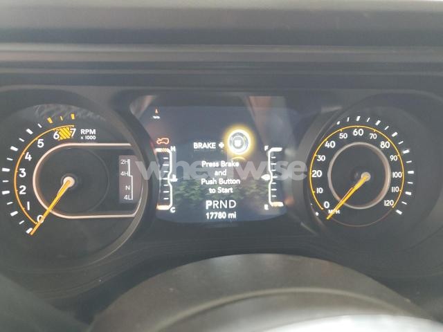 Photo 5 of 2025 JEEP WRANGLER SAHARA (VIN 1C4PJXEN4SW556319)