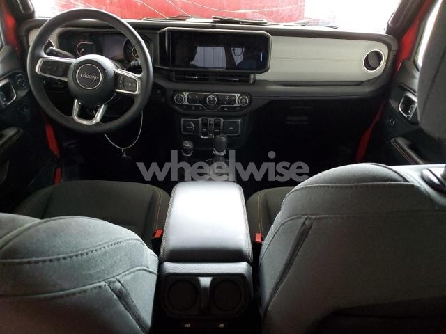 Photo 6 of 2025 JEEP WRANGLER SAHARA (VIN 1C4PJXEN4SW556319)