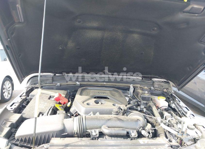 Photo 10 of 2025 Jeep Wrangler 4-DOOR SAHARA 4X4 (VIN 1C4PJXEN5SW525130)