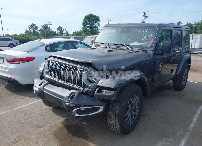 Photo 2 of 2025 Jeep Wrangler 4-DOOR SAHARA 4X4 (VIN 1C4PJXEN5SW525130)