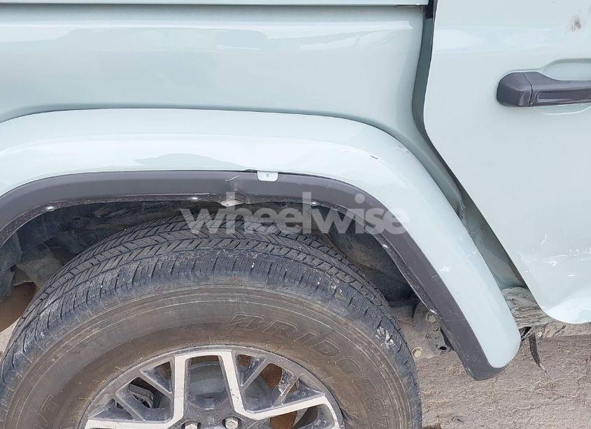 Photo 6 of 2024 Jeep Wrangler 4-DOOR SAHARA 4X4 (VIN 1C4PJXEN6RW120260)