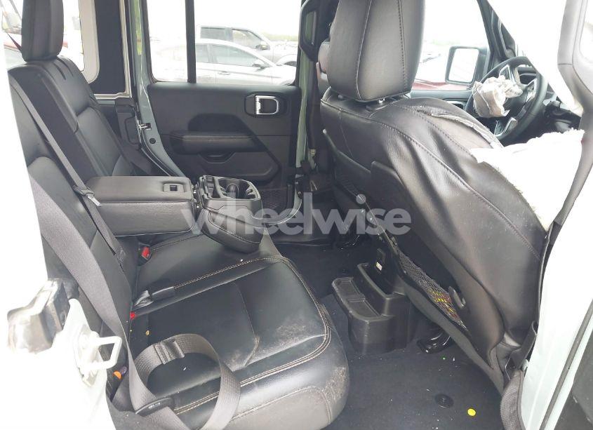 Photo 8 of 2024 Jeep Wrangler 4-DOOR SAHARA 4X4 (VIN 1C4PJXEN6RW120260)