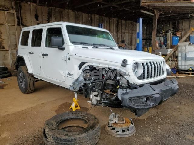 Photo 11 of 2025 JEEP WRANGLER SAHARA (VIN 1C4PJXEN8SW591963)