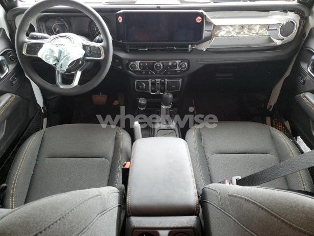 Photo 13 of 2025 JEEP WRANGLER SAHARA (VIN 1C4PJXEN8SW591963)