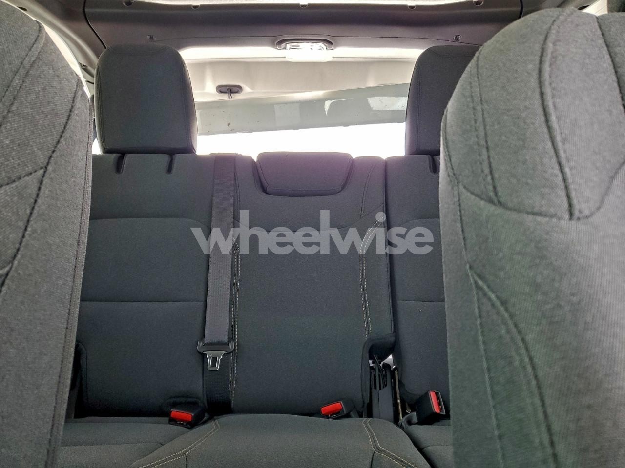 Photo 10 of 2025 JEEP WRANGLER SAHARA (VIN 1C4PJXENXSW645358)