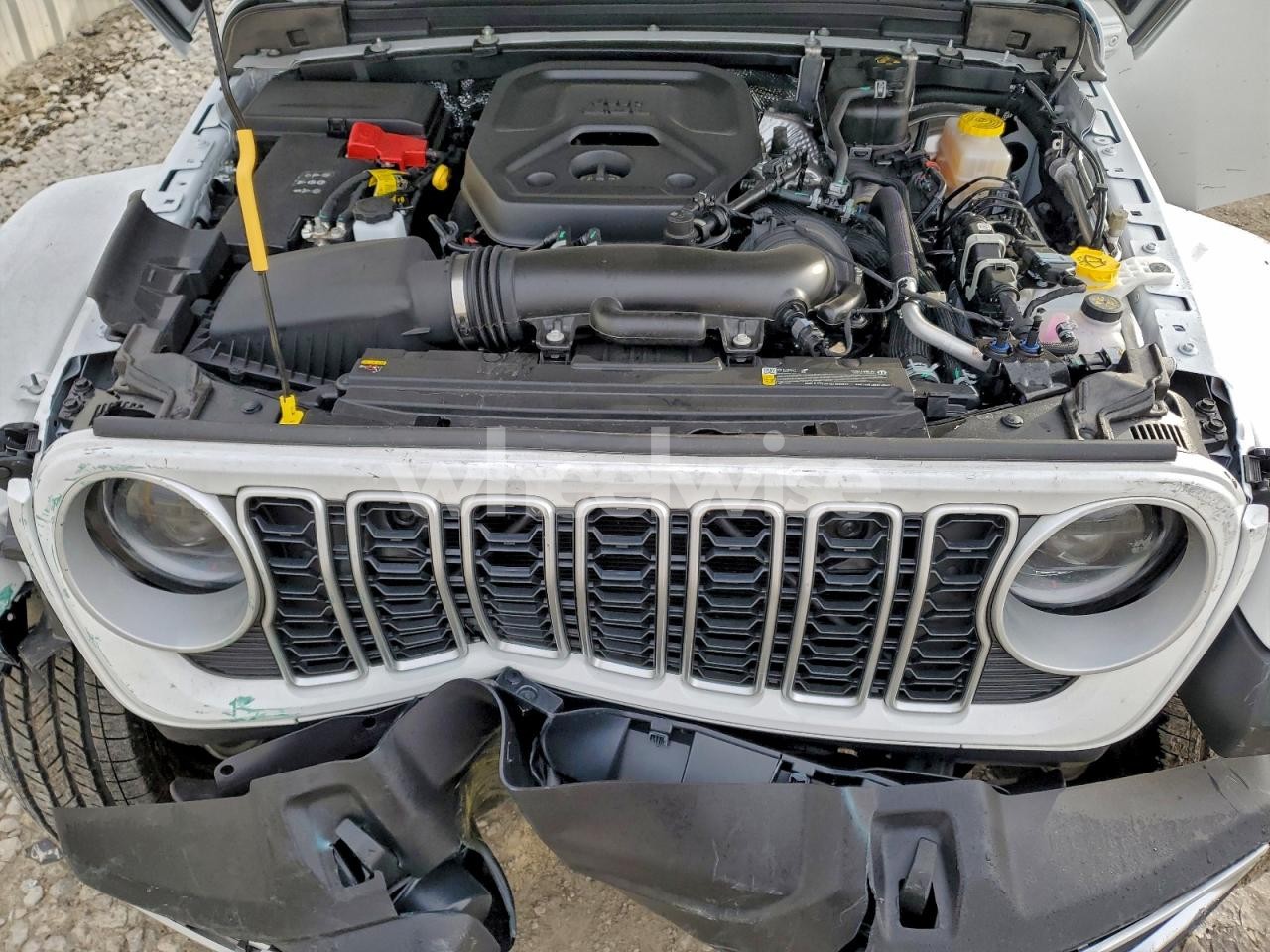 Photo 12 of 2025 JEEP WRANGLER SAHARA (VIN 1C4PJXENXSW645358)