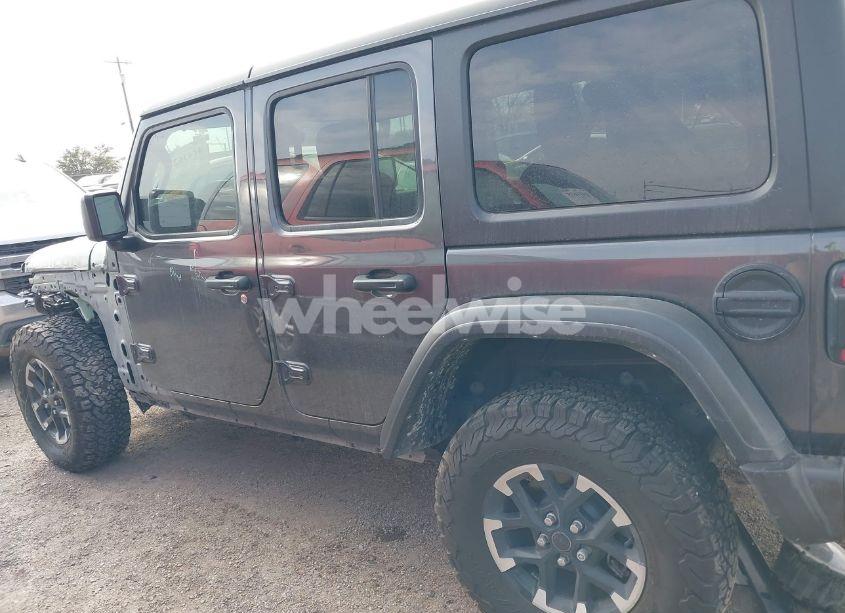 Photo 15 of 2024 Jeep Wrangler 4-DOOR RUBICON 4X4 (VIN 1C4PJXFG5RW165142)