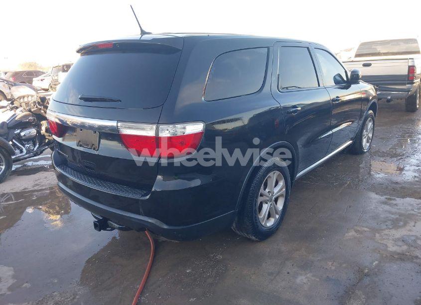 Photo 4 of 2013 Dodge Durango SXT (VIN 1C4RDHAG0DC681917)