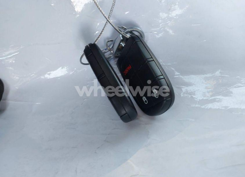 Photo 11 of 2016 Dodge Durango SXT (VIN 1C4RDHAG5GC424384)