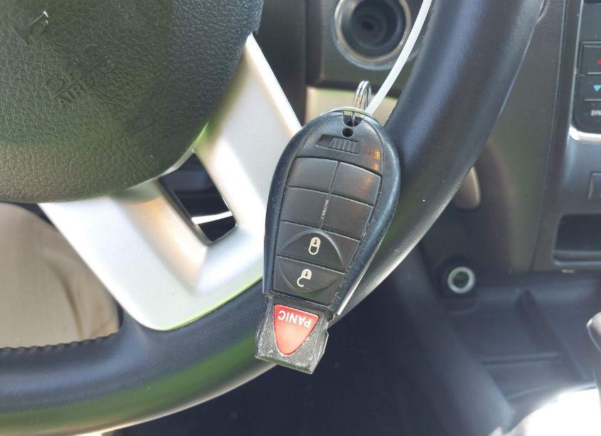 Photo 11 of 2013 Dodge Durango SXT (VIN 1C4RDHAG8DC667697)