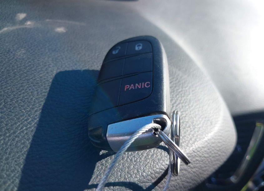 Photo 11 of 2015 Dodge Durango SXT (VIN 1C4RDHAG8FC155974)