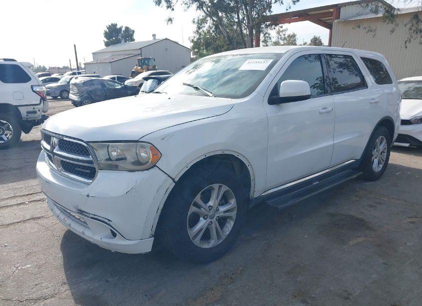Photo 2 of 2013 Dodge Durango SXT (VIN 1C4RDHAGXDC617030)