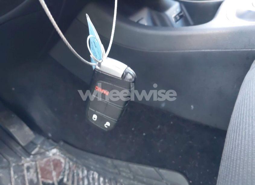 Photo 11 of 2017 Dodge Durango SXT AWD (VIN 1C4RDJAG0HC627305)