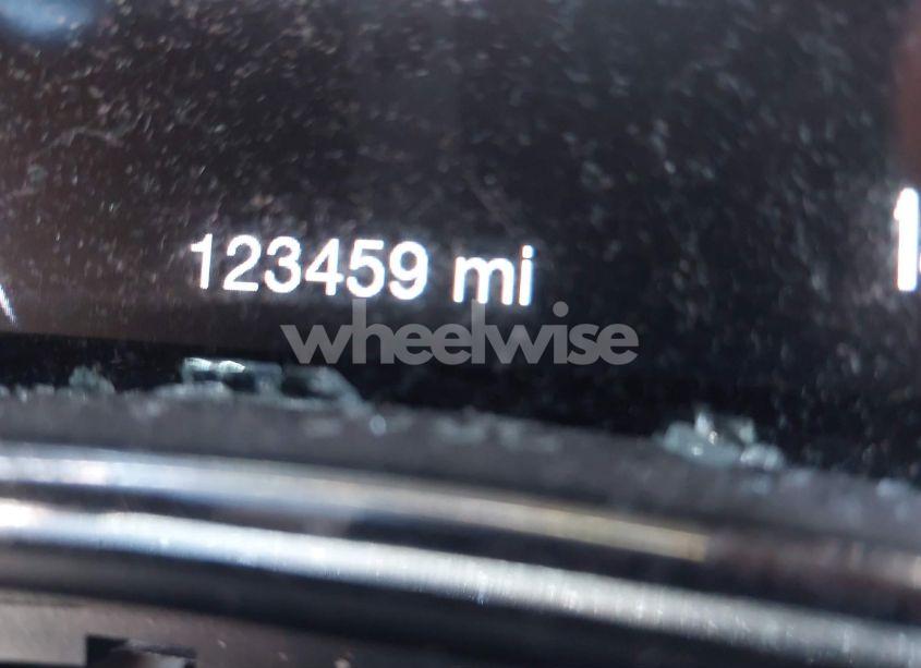 Photo 16 of 2018 Dodge Durango SXT AWD (VIN 1C4RDJAG0JC116666)