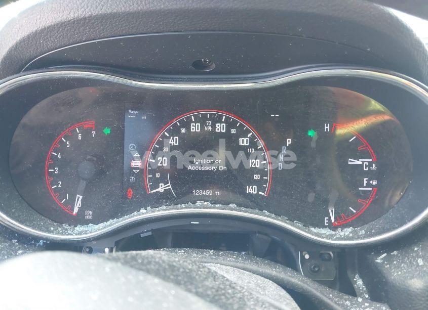 Photo 7 of 2018 Dodge Durango SXT AWD (VIN 1C4RDJAG0JC116666)